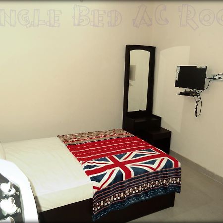 The Royal Hotel Chhatarpur Luaran gambar