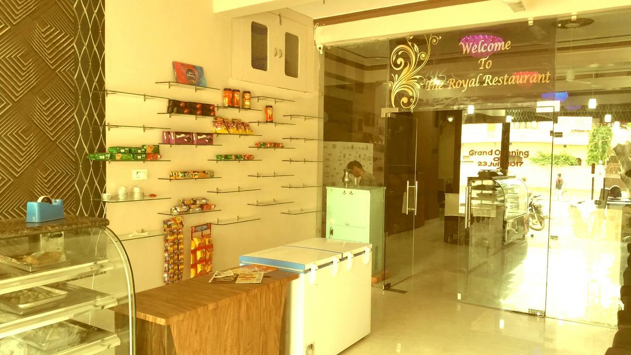 The Royal Hotel Chhatarpur Luaran gambar