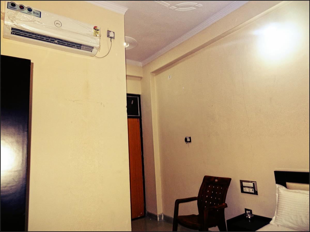 The Royal Hotel Chhatarpur Luaran gambar